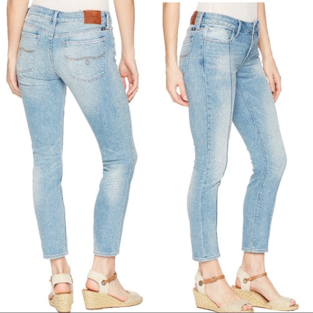 Lucky Brand Lolita Skinny Pintuck Jeans Light Wash in Size 8/29